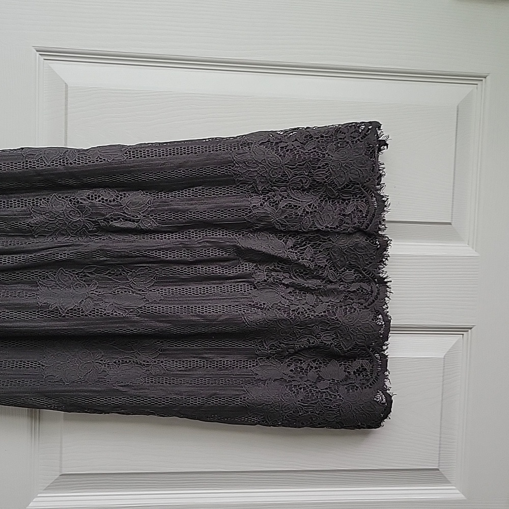 No Boundaries Sleeveless Dress - Picture 7 of 14